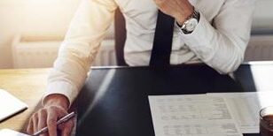 Khoo-Kay-PengE28099s-son-to-take-over-as-MUI-chief-exec